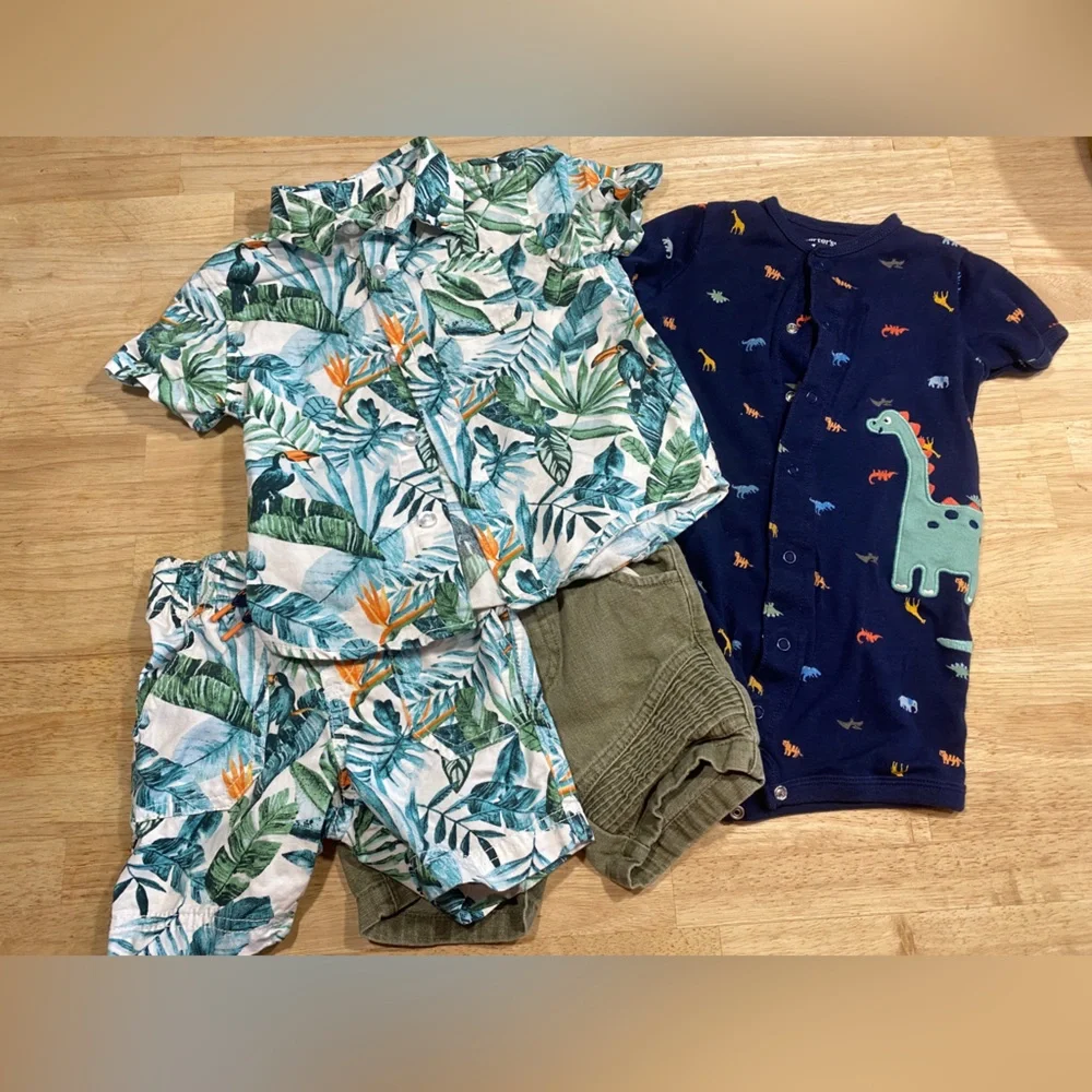 Boys 18m bundle - Picture 1 of 1